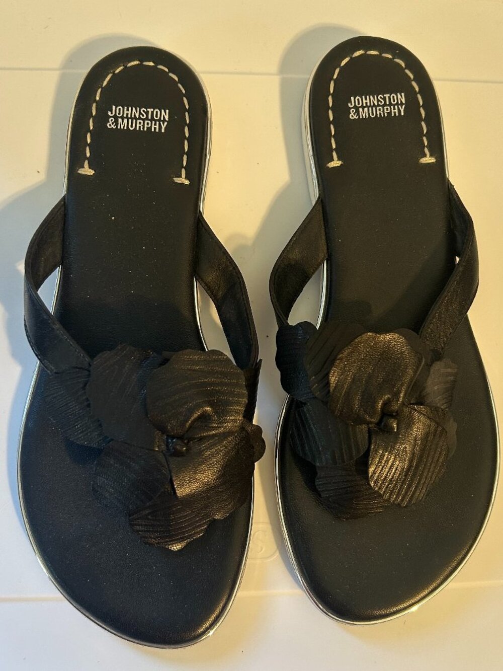 Johnston and Murphy - Black Leather Flower Sandals